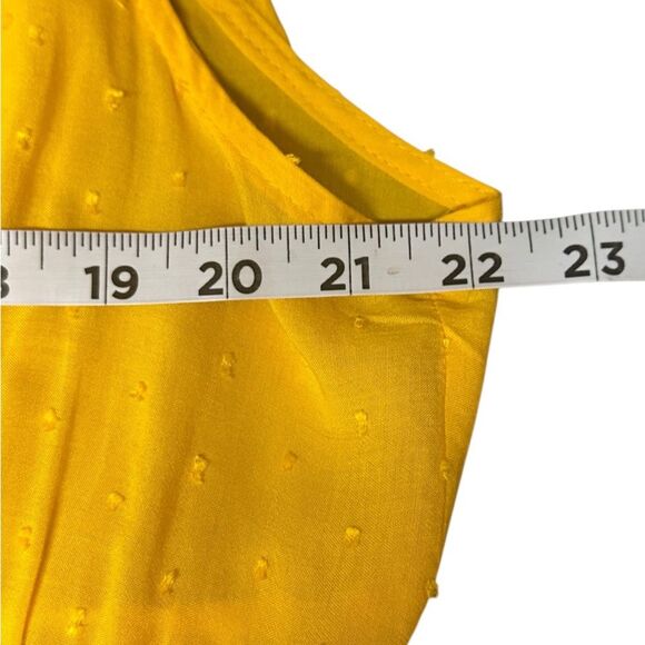 Torrid Yellow Chiffon Swiss Dot Ruffled Cap Sleeve Blouse. Torrid Size 2 (18-20) - Picture 5 of 8